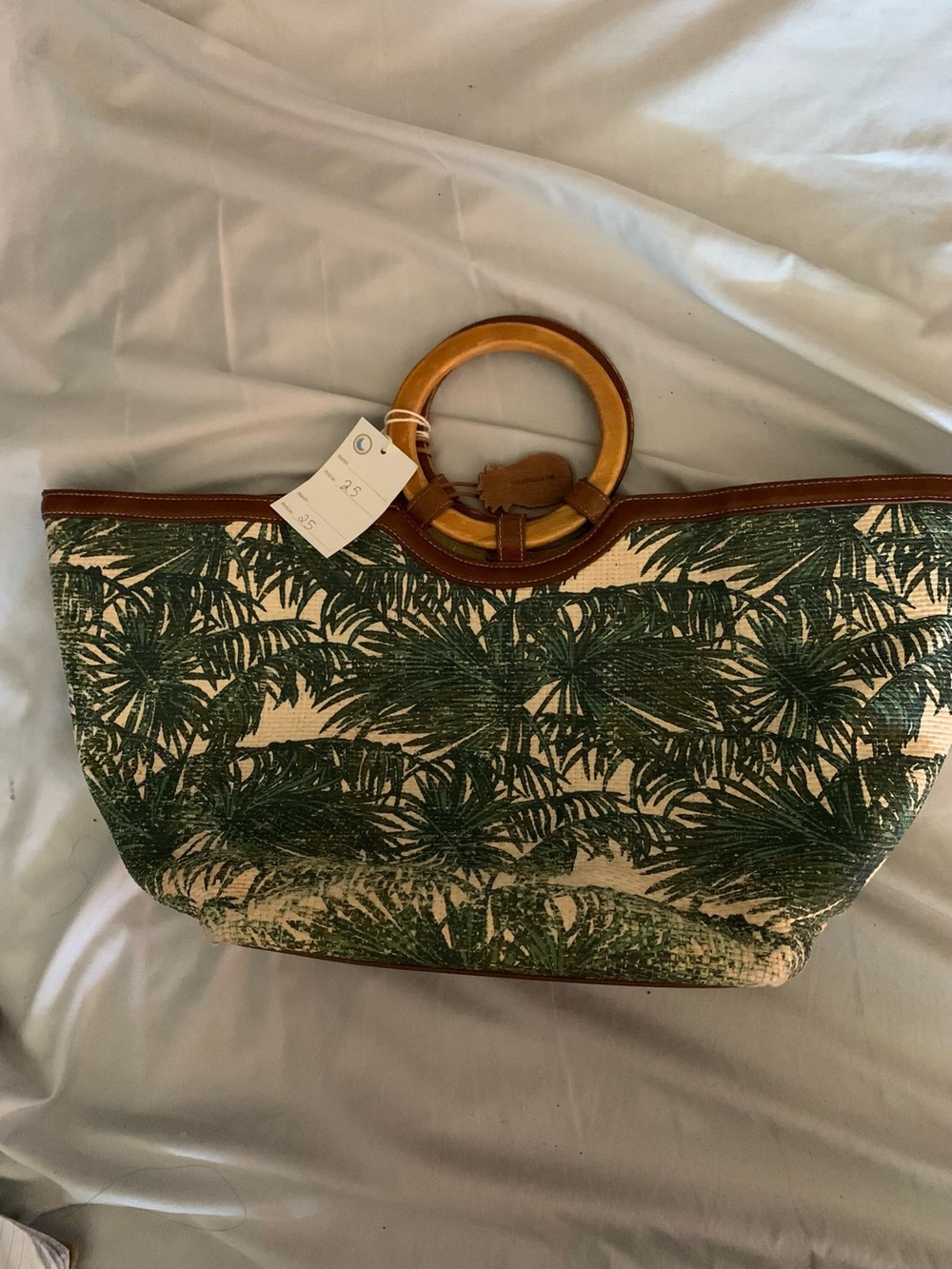 Liz Claiborne Tropical Palm Tree Clutch Bag - Picture 6 of 14